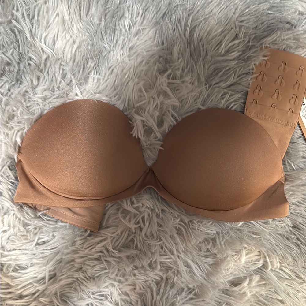 SKIMS ultimate collection tan strapless bra